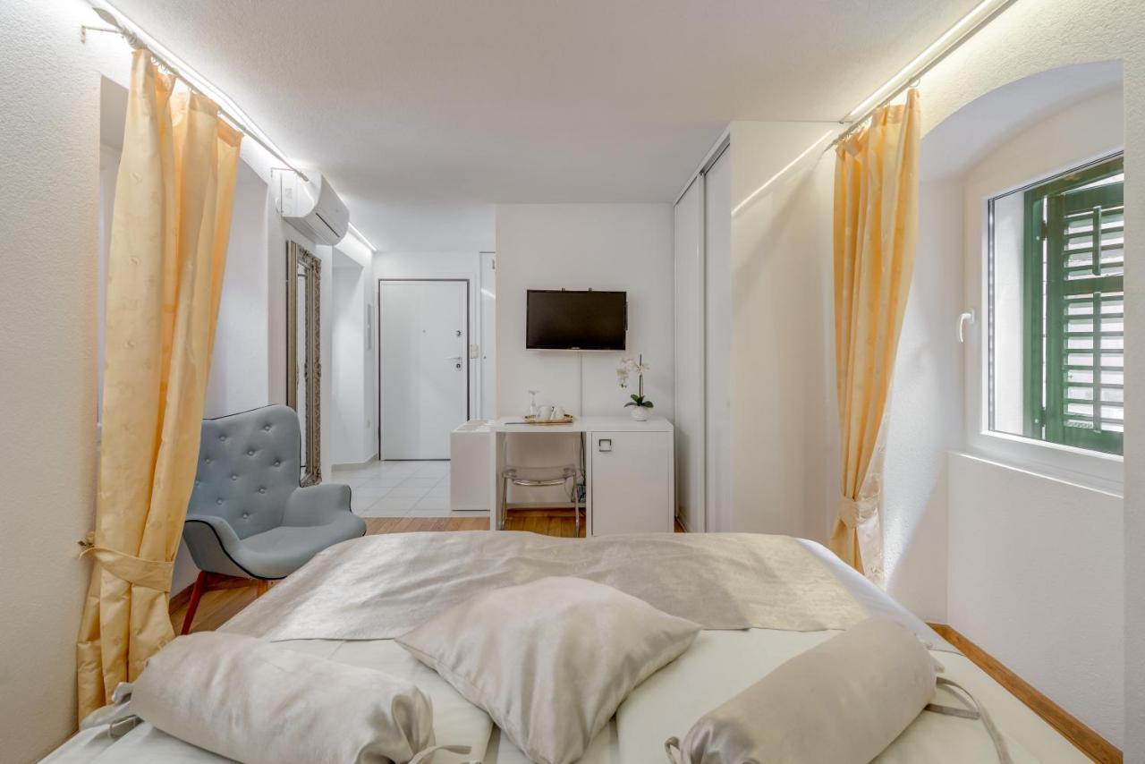 Guesthouse Imperator Split Bagian luar foto