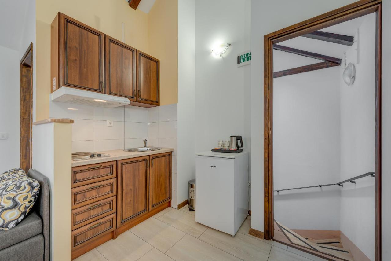 Guesthouse Imperator Split Bagian luar foto