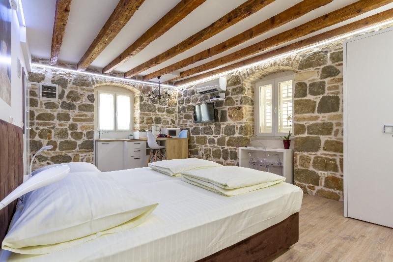 Guesthouse Imperator Split Bagian luar foto
