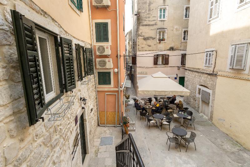 Guesthouse Imperator Split Bagian luar foto