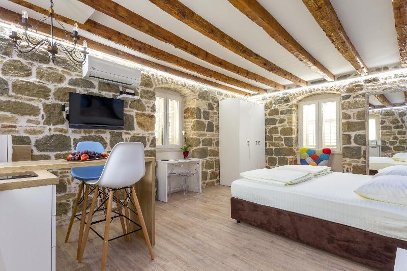Guesthouse Imperator Split Bagian luar foto